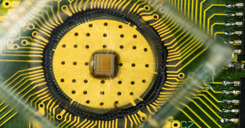 Специалисты IBM Research первыми создали память PCM, способную хранить три бита в одной ячейке