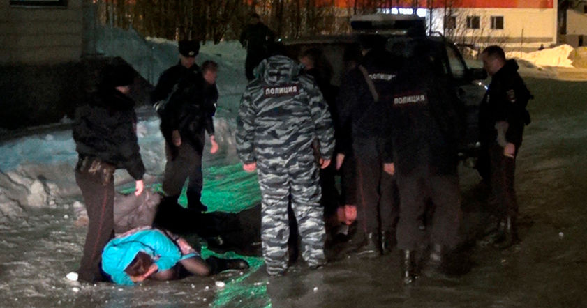 В Апатитах предновогодний корпоратив сотрудников психиатрической больницы закончился грандиозным побоищем