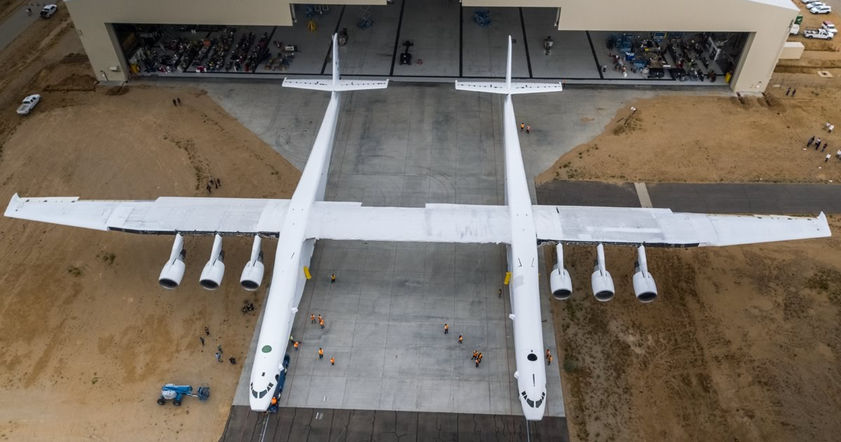 Американцы показали самолет с самым длинным в мире крылом