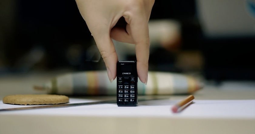 zanco-tiny-t1-samyj-malenkij-rabotayushhij-mobilnyj-telefon-v-mire-quibbll.com-cover